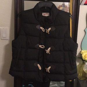 Black Puffy Vest